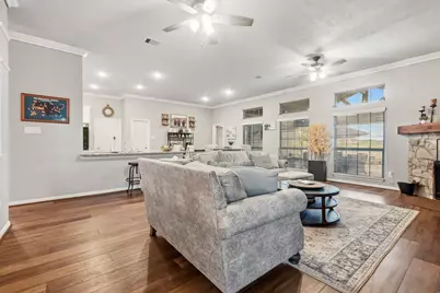 6619 Marble Falls Lane, Manvel, TX 77578 - Photo 8