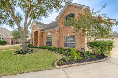 1730 Monvale Lane, Sugar Land, TX 77479 - Photo 4