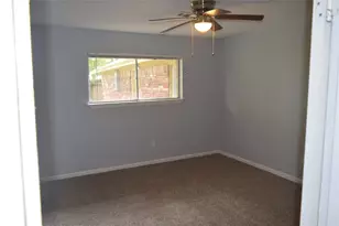 9902 Tolman St, Houston, TX 77034 - Photo 16