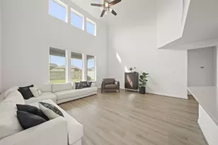 24531 Greeley Lake Dr, Katy, TX 77493 - Photo 12