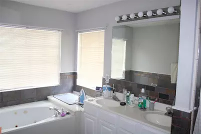 7018 Crystal Dowels Drive, Pasadena, TX 77505 - Photo 8