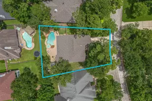 23 Murmuring Creek Pl, Conroe, TX 77385 - Photo 4