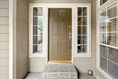 86 N Valley Oaks Circle, The Woodlands, TX 77382 - Photo 2