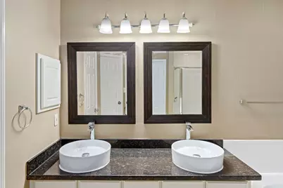 86 N Valley Oaks Circle, The Woodlands, TX 77382 - Photo 20