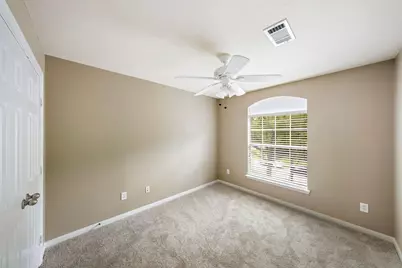 86 N Valley Oaks Circle, The Woodlands, TX 77382 - Photo 24