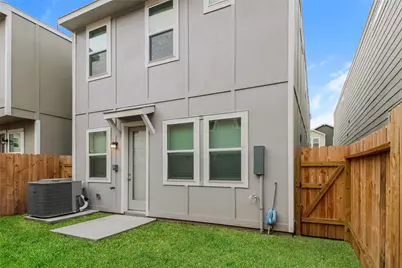 9813 Falling Fern Lane, Houston, TX 77080 - Photo 4