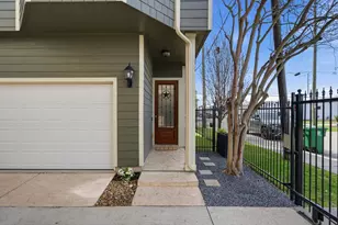 2002 Sabine St, Houston, TX 77007 - Photo 8