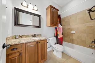 2002 Sabine St, Houston, TX 77007 - Photo 24