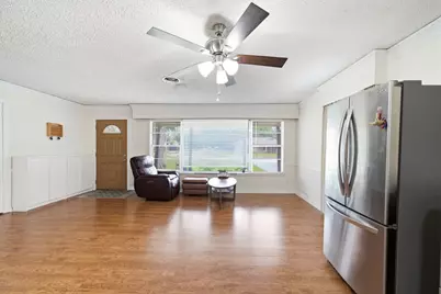 9435 Springmont Drive, Houston, TX 77080 - Photo 10