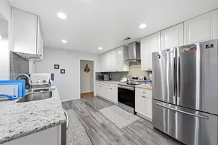 9435 Springmont Dr, Houston, TX 77080 - Photo 12