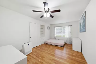 9435 Springmont Drive, Houston, TX 77080 - Photo 20