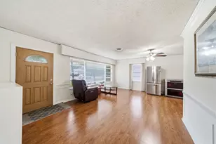 9435 Springmont Dr, Houston, TX 77080 - Photo 8