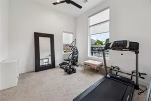 2012 Welch St, Houston, TX 77019 - Photo 10