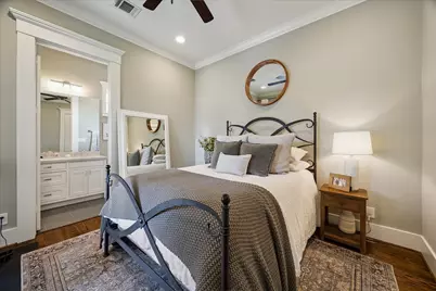 8566 Forum Drive, Houston, TX 77055 - Photo 18