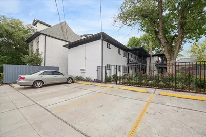 2207 Mimosa #7, Houston, TX 77019 - Photo 2
