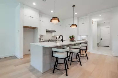 814 W 17th Street, Houston, TX 77008 - Photo 6