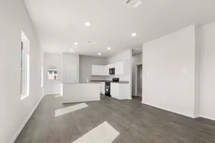 20942 Carob Tree Ln, Tomball, TX 77377 - Photo 4