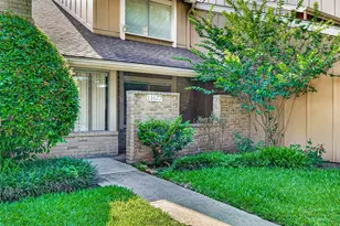 11677 Village Pl Dr, Houston, TX 77077 - Photo 4