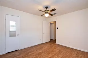 9510 Huntington Way Dr, Houston, TX 77099 - Photo 20
