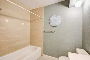 9510 Huntington Way Dr, Houston, TX 77099 - Photo 28