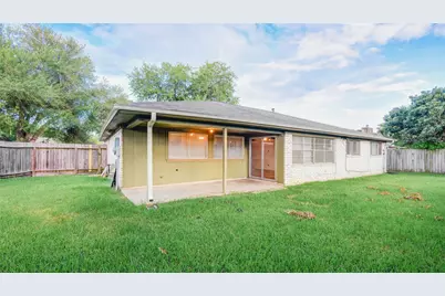 9510 Huntington Way Drive, Houston, TX 77099 - Photo 34