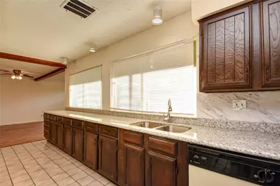 9510 Huntington Way Drive, Houston, TX 77099 - Photo 18