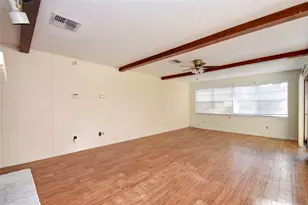 9510 Huntington Way Dr, Houston, TX 77099 - Photo 8