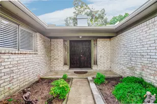 9510 Huntington Way Dr, Houston, TX 77099 - Photo 6