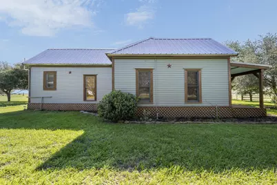 1195 County Road 161, Rock Island, TX 77470 - Photo 18