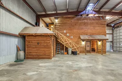 1195 County Road 161, Rock Island, TX 77470 - Photo 30