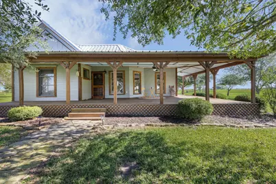 1195 County Road 161, Rock Island, TX 77470 - Photo 16