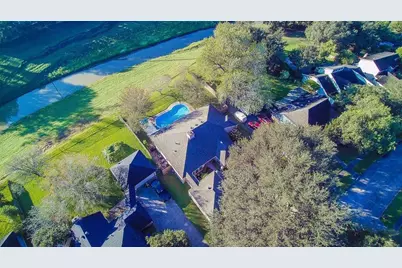 3915 Pleasant Valley Drive, Missouri City, TX 77459 - Photo 40