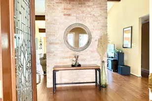 3915 Pleasant Valley Dr, Missouri City, TX 77459 - Photo 4