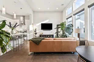 2210 Lou Ellen Ln, Houston, TX 77018 - Photo 1