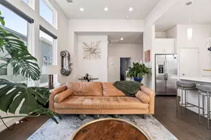 2210 Lou Ellen Ln, Houston, TX 77018 - Photo 8