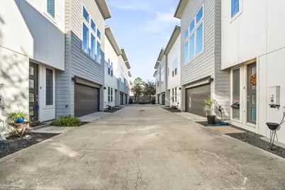 2210 Lou Ellen Lane #E, Houston, TX 77018 - Photo 26