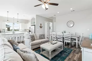 4406 Whaler Ln, Crystal Beach, TX 77650 - Photo 14