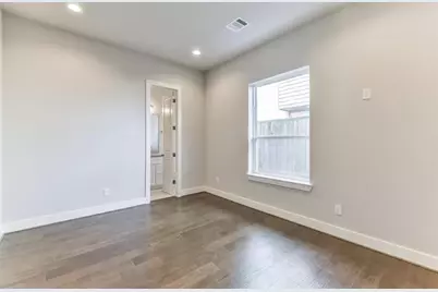 10915 Brookeshire Chase Lane, Houston, TX 77043 - Photo 6