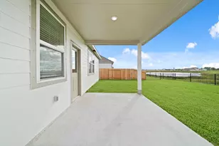 3618 Crawford St, Bay City, TX 77414 - Photo 2