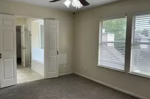 14423 Sun Harbor Dr, Houston, TX 77062 - Photo 14