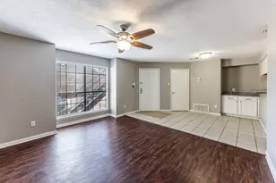 2402 Sycamore Ave, Huntsville, TX 77340 - Photo 6