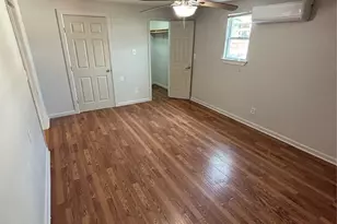 5520 Menard Ave, Galveston, TX 77551 - Photo 8