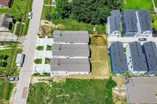 848 Lucky St, Houston, TX 77088 - Photo 20