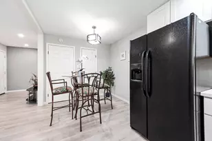 4356 Phlox St, Houston, TX 77051 - Photo 6