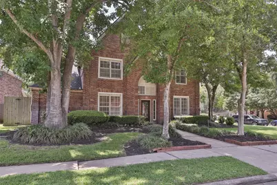 2015 Pecan Trail Drive, Richmond, TX 77406 - Photo 4