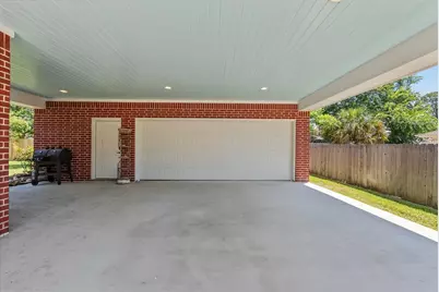 18607 Barbuda Lane, Nassau Bay, TX 77058 - Photo 32