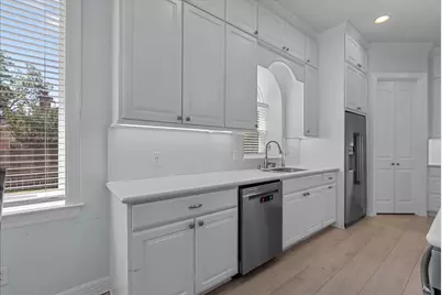 18607 Barbuda Lane, Nassau Bay, TX 77058 - Photo 10