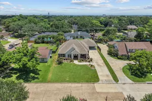 18607 Barbuda Ln, Nassau Bay, TX 77058 - Photo 26