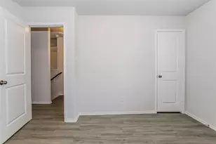 411 Brushback Dr, Huntsville, TX 77320 - Photo 12