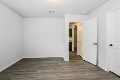 411 Brushback Drive, Huntsville, TX 77320 - Photo 10